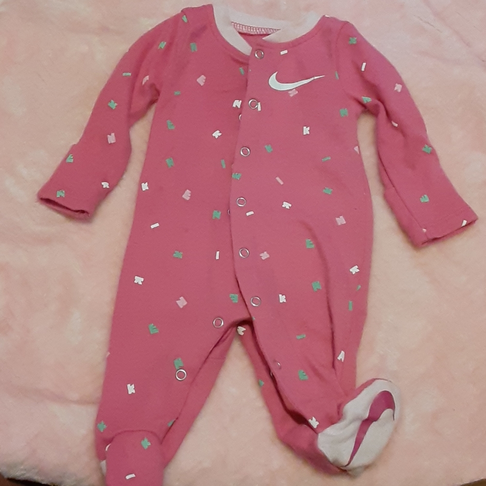 Nike sleeper